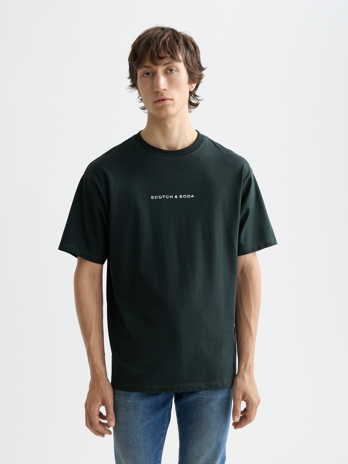 Essentials LOGO FRONT CHEST T-SHIRT