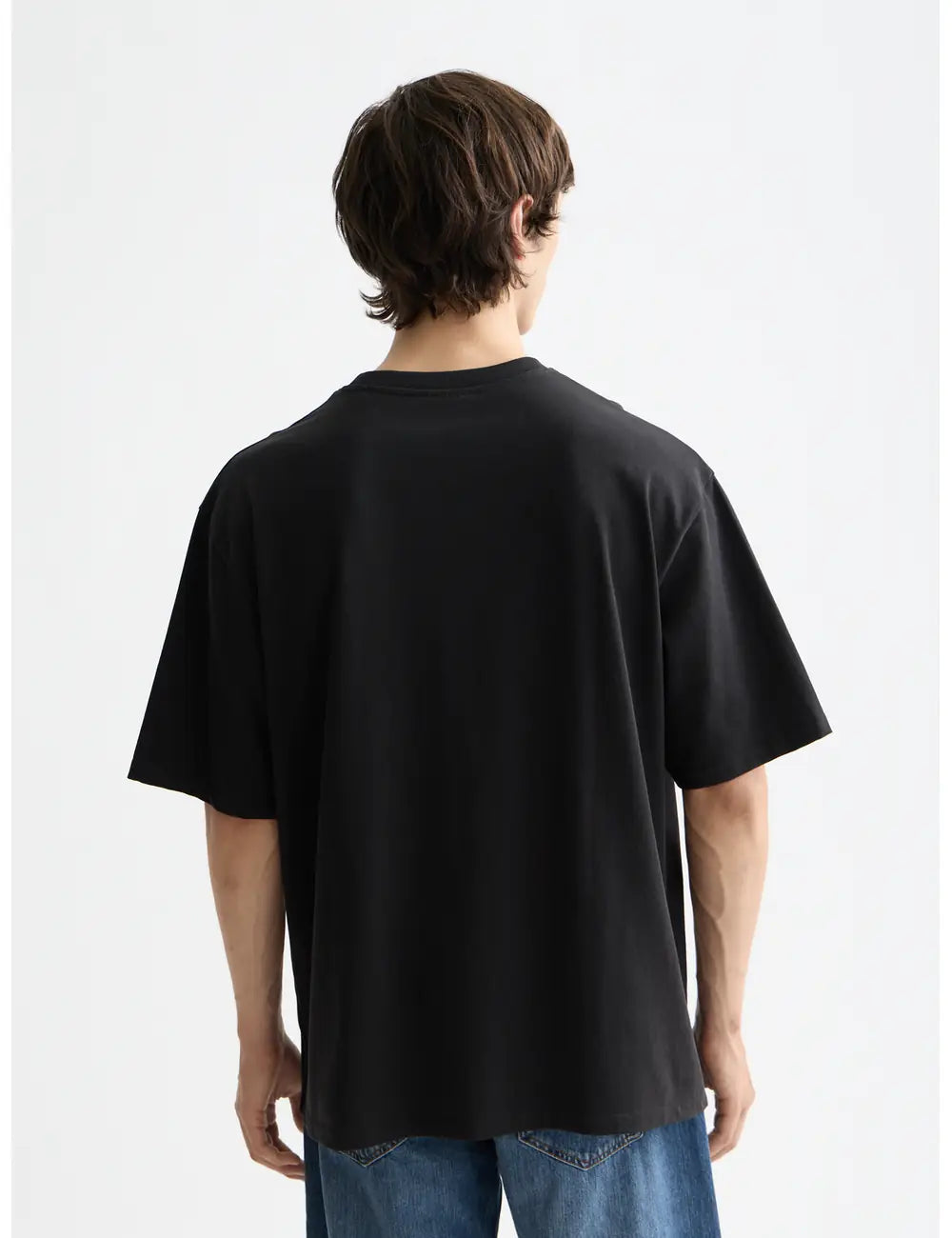 Crosses Loose Fit Tee detail shot showing fabric and craftsmanship by Scotch & Soda