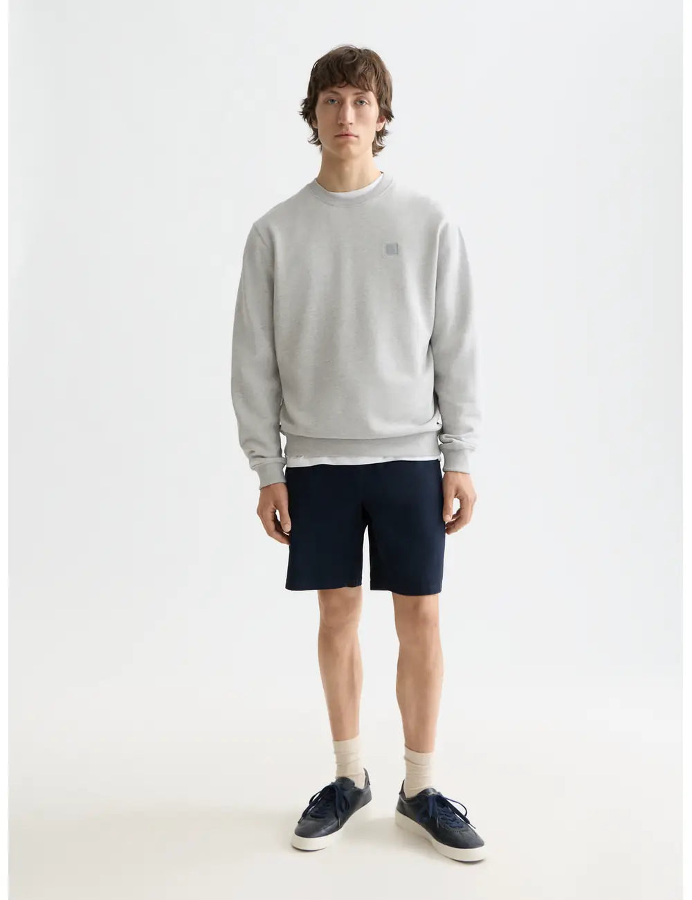 Logo Sweatshirt full model shot showing overall fit by Scotch & Soda