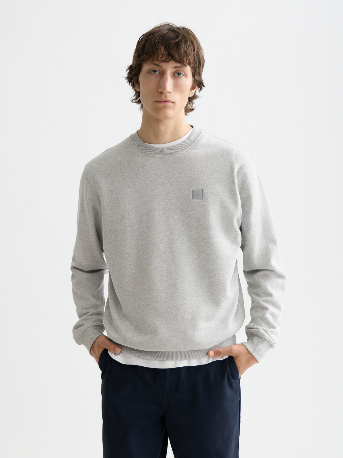 Essentials LOGO SWEATSHIRT