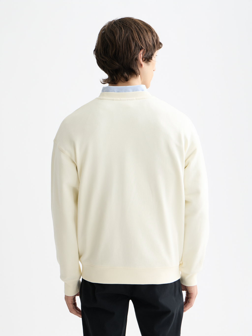 Essentials LOGO FRONT CHEST SWEATSHIRT