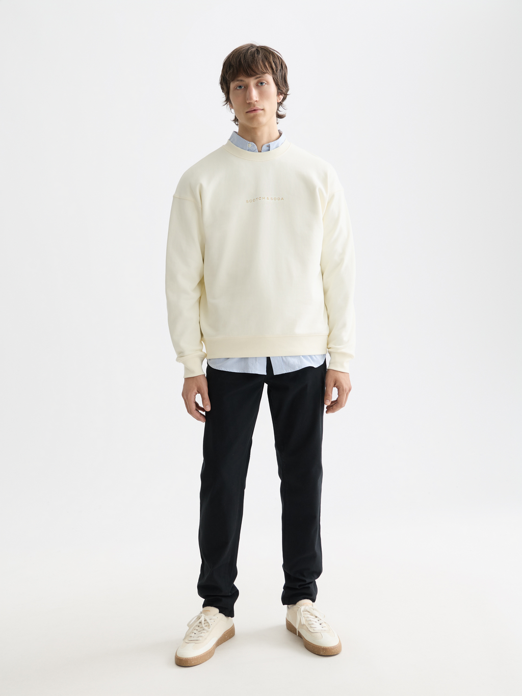 Essentials LOGO FRONT CHEST SWEATSHIRT