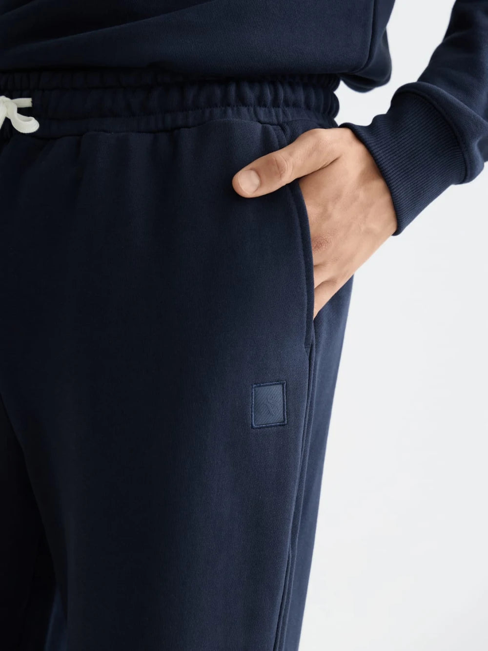 core-logo-sweatpant-1 detail shot by Scotch & Soda