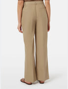 Wide Leg Belt Pant detail shot by Scotch & Soda