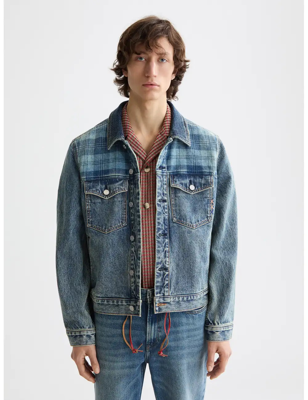 Denim Trucker Jacket close-up on model showing fit and detail by Scotch & Soda
