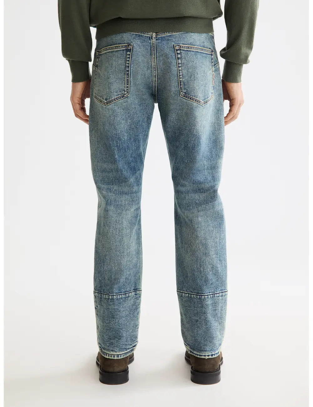 Zee Straight Jeans detail shot showing fabric and craftsmanship by Scotch & Soda