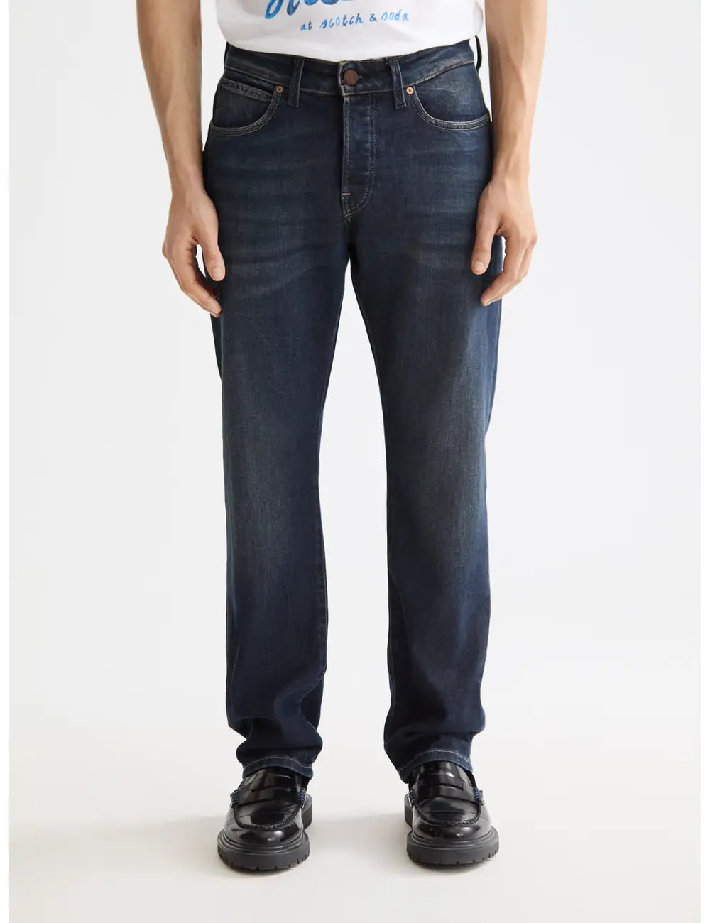 Zee Straight Jeans close-up on model showing fit and detail by Scotch & Soda