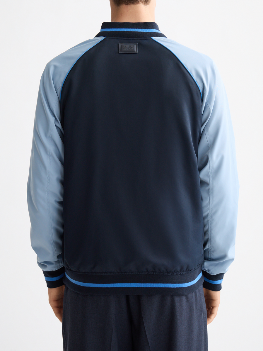 Reversible bomber