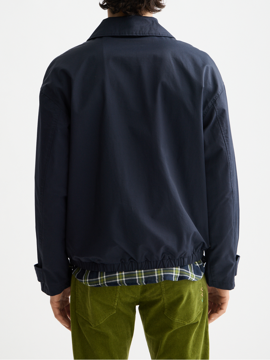Short trench coat