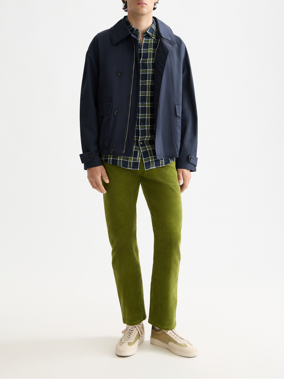 Short trench coat