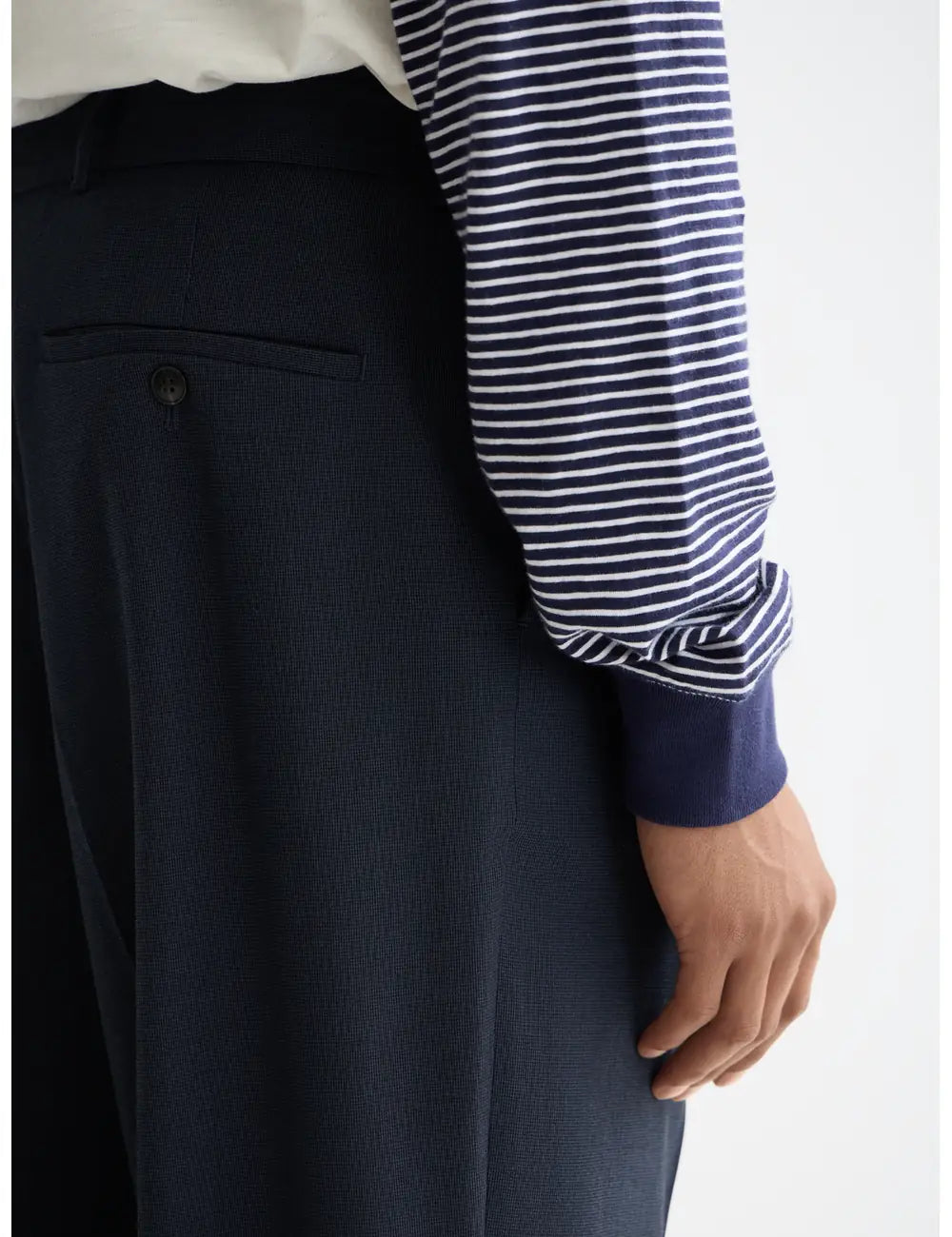 Yarn-dyed Cool Wool-blend Baggy Fit Chino detail shot of fabric and craftsmanship by Scotch & Soda