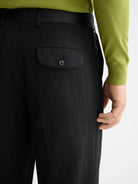 sateen-trimmed-structure-stripe-relaxed-straight-chino detail shot by Scotch & Soda