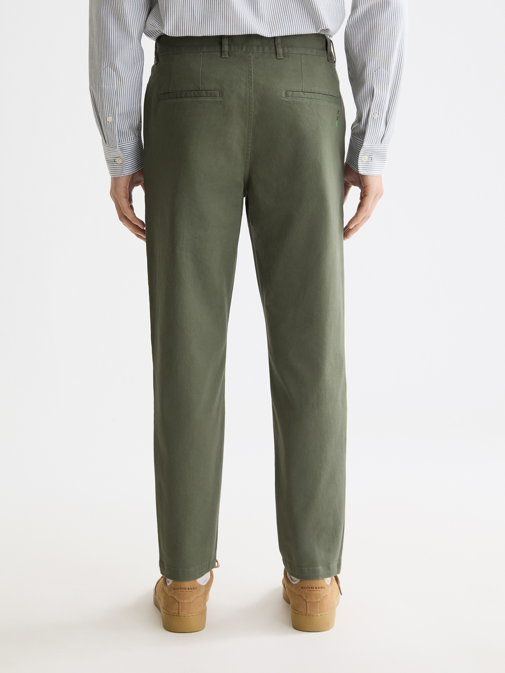 Seasonal Essentials Drift tapered chino