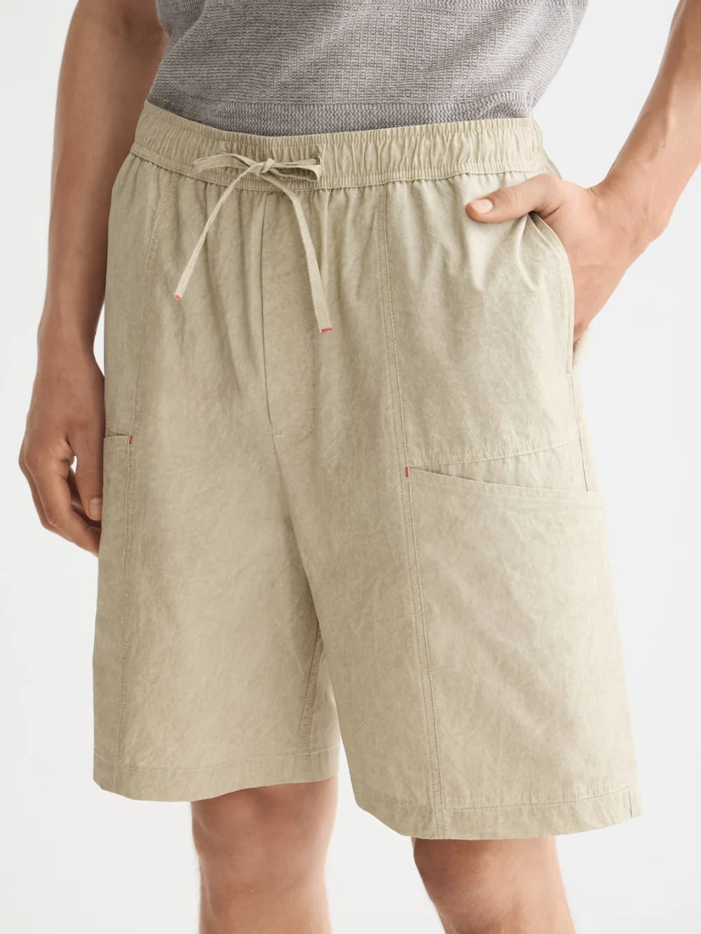 washed-nylon-blend-poplin-wide-fit-cargo-bermuda detail shot by Scotch & Soda