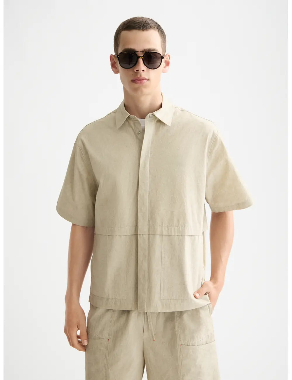 Washed Layered Short Sleeved close-up on model showing fit and detail by Scotch & Soda