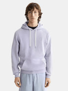 Seasonal Core - Regular-fit Logo Badge Hoodie Front Close-Up - Scotch & Soda