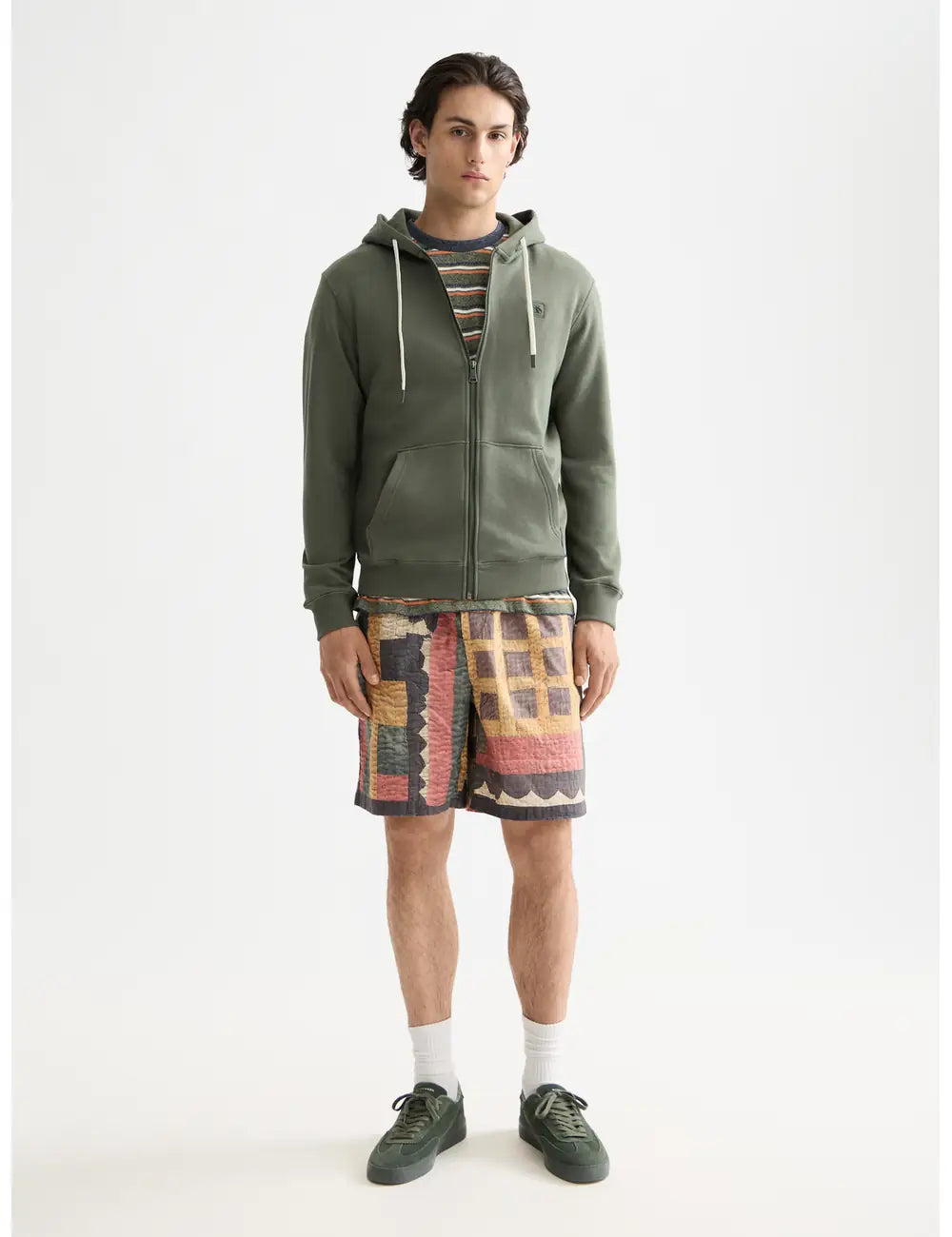 Zip Logo Hoodie full model shot showing overall fit by Scotch & Soda