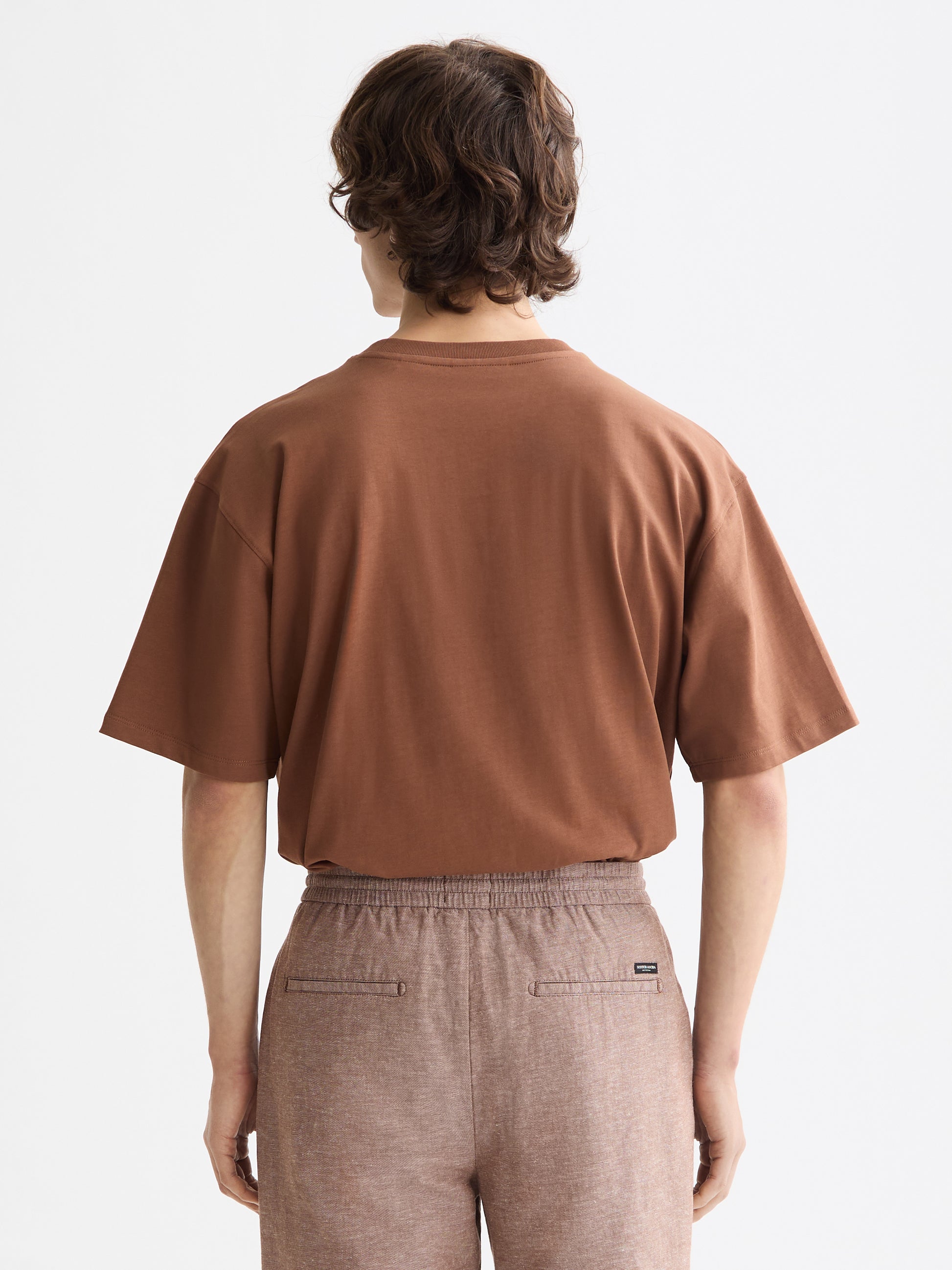 Seasonal Essentials 3 crosses pocket t-shirt