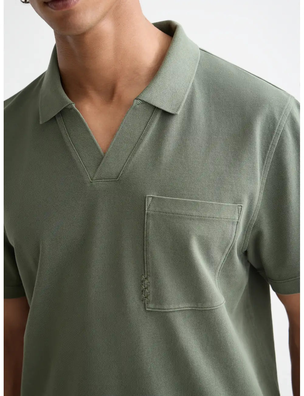 Pique Relaxed Polo detail view by Scotch & Soda