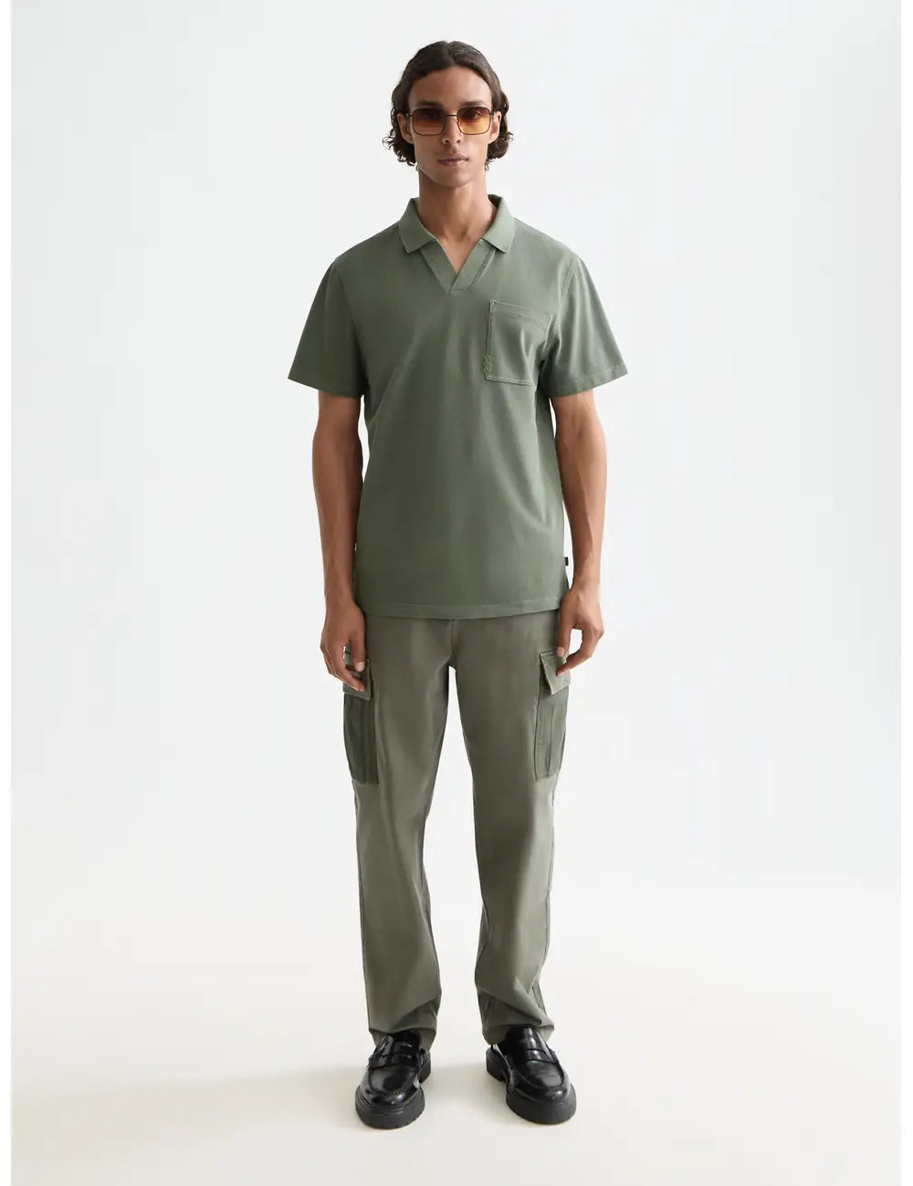Pique Relaxed Polo full model shot showing overall fit by Scotch & Soda
