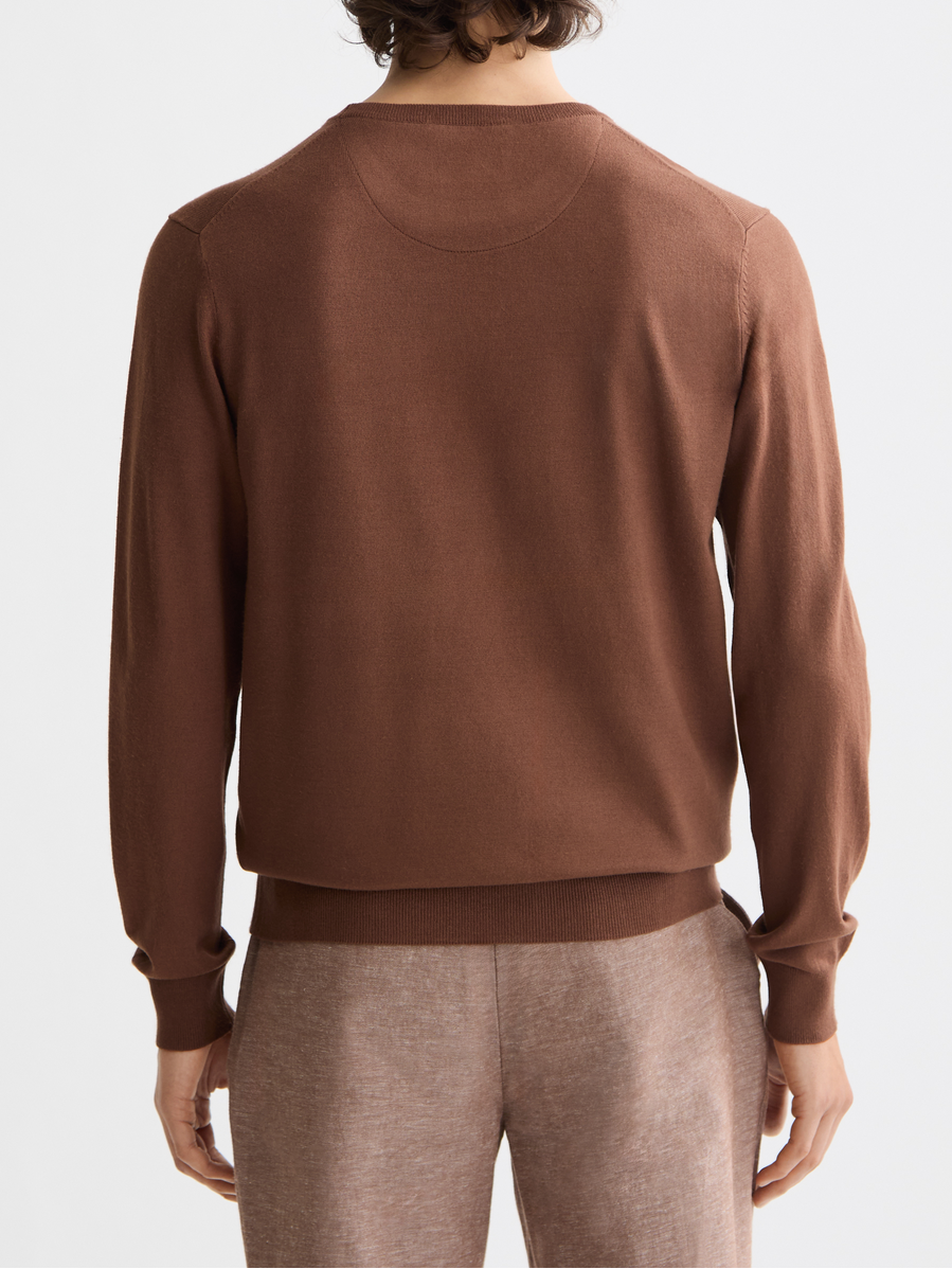 Seasonal Essentials blend crewneck