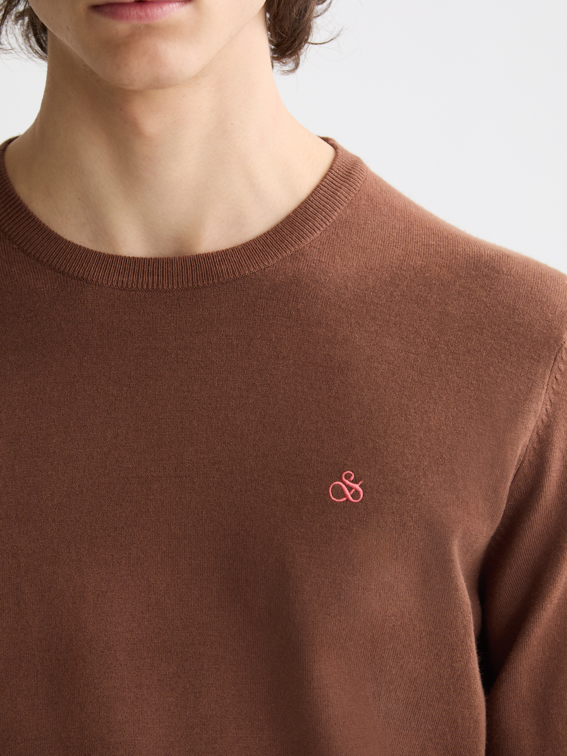 Seasonal Essentials blend crewneck