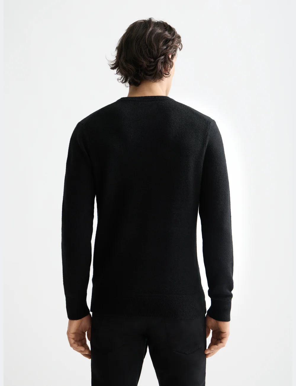 Soft Knit Crew Neck detail shot showing fabric and craftsmanship by Scotch & Soda