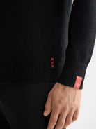 soft-knit-regular-fit-crew-neck detail shot by Scotch & Soda