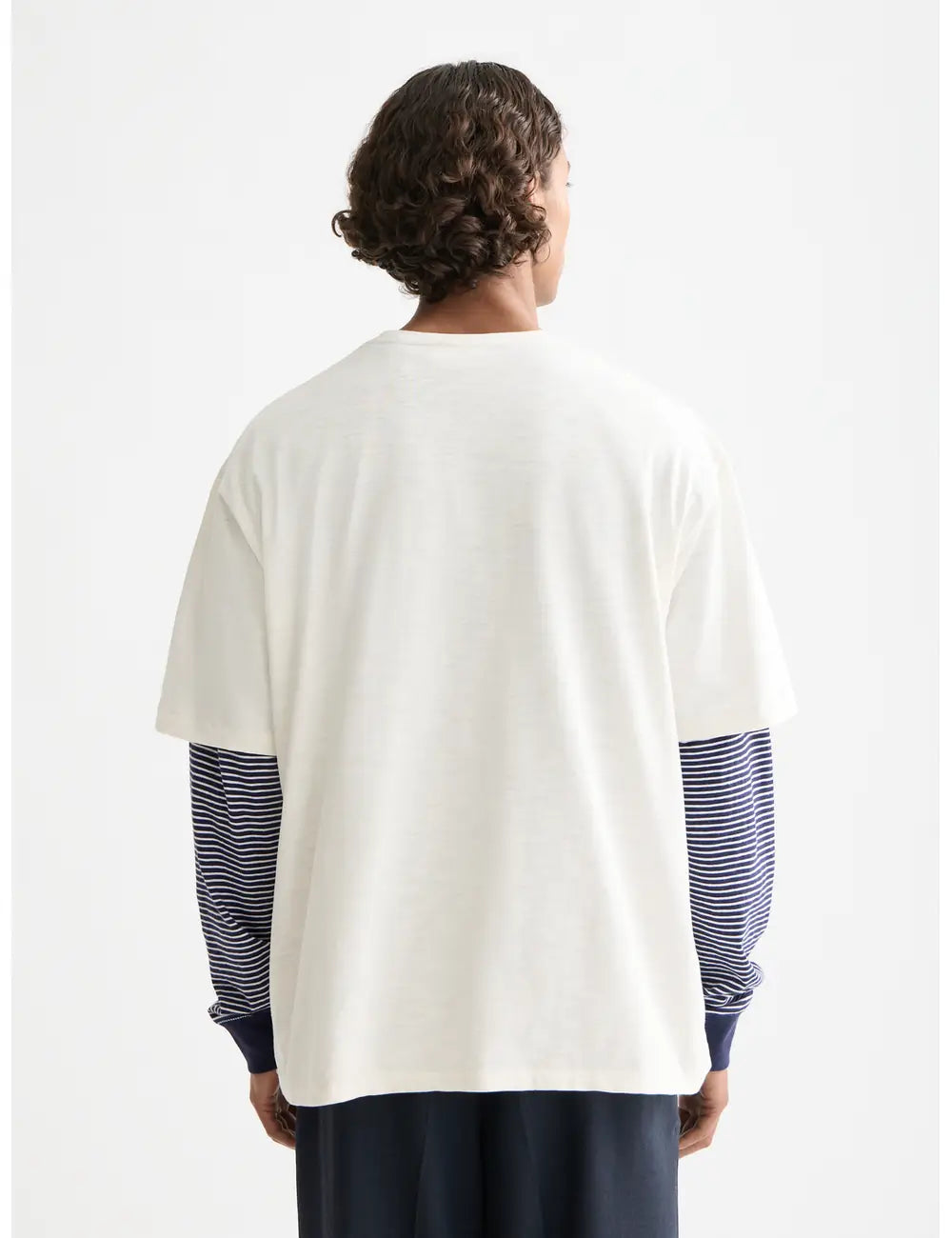 Loose Fit Applique Tee detail shot showing fabric and craftsmanship by Scotch & Soda