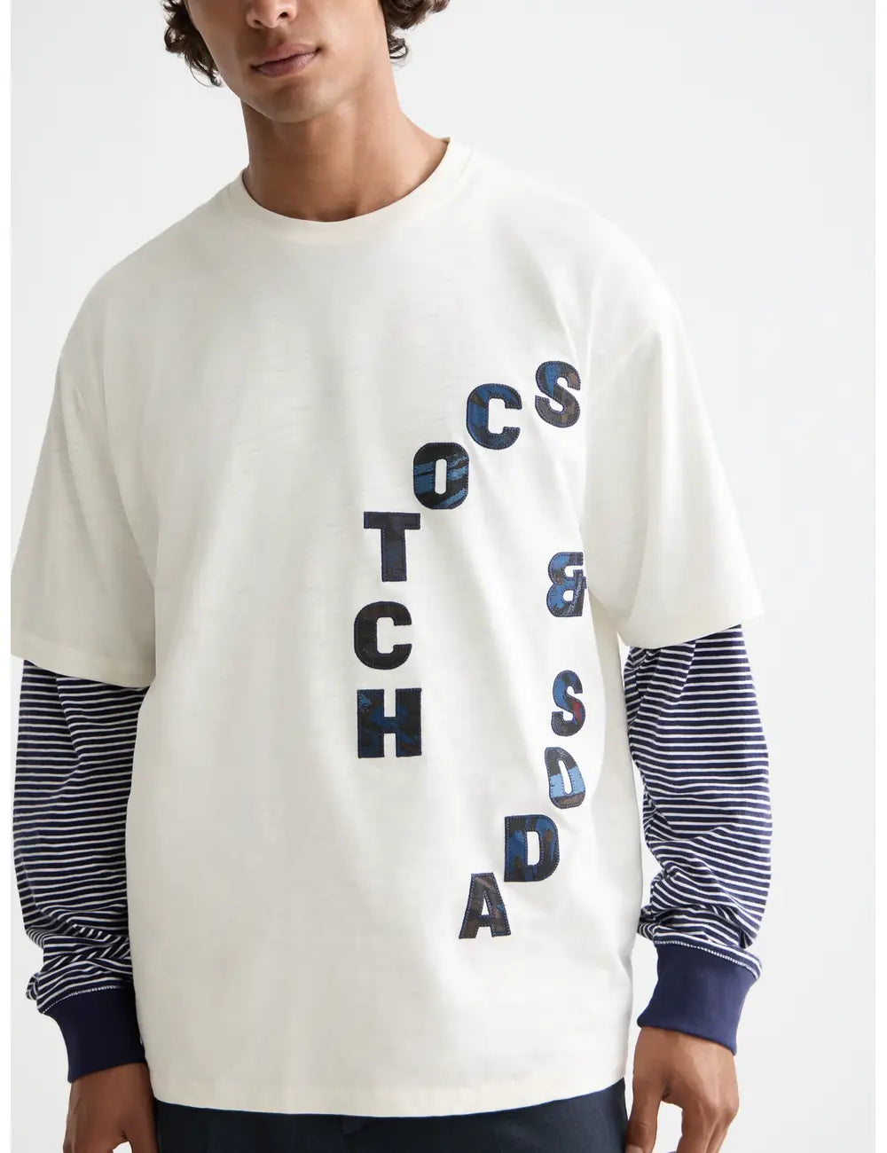 Loose Fit Applique Tee detail view by Scotch & Soda