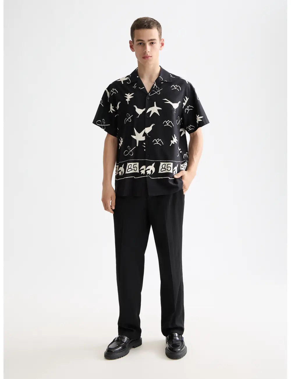 Print Short Sleeved Shirt full model shot showing overall fit by Scotch & Soda
