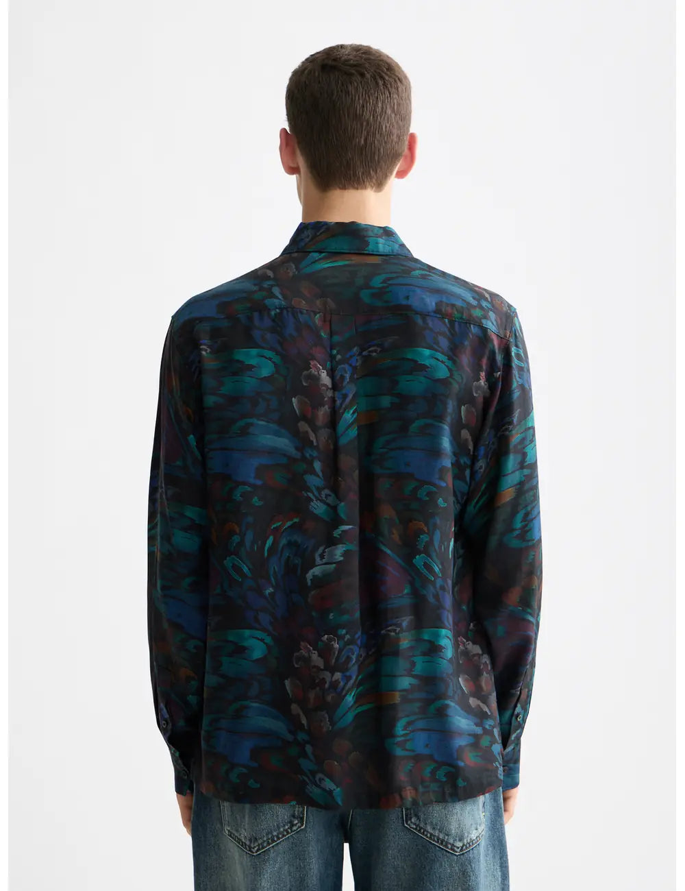 Printed Relaxed Shirt detail shot showing fabric and craftsmanship by Scotch & Soda