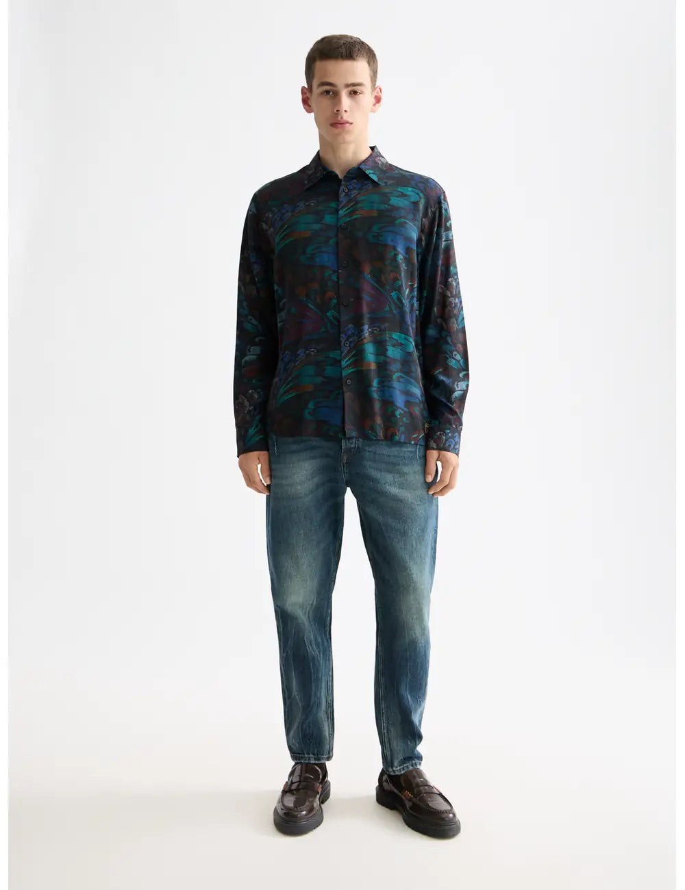Printed Relaxed Shirt full model shot showing overall fit by Scotch & Soda