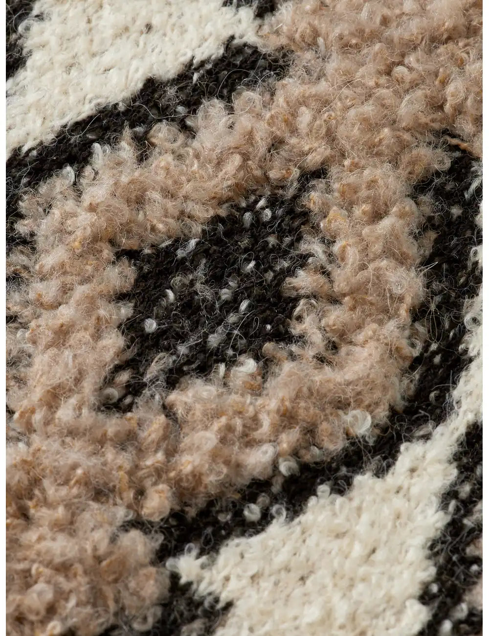 Argyles Jacquard Pullover detail view by Scotch & Soda