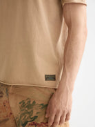raw-edge-t-shirt-1 detail shot by Scotch & Soda