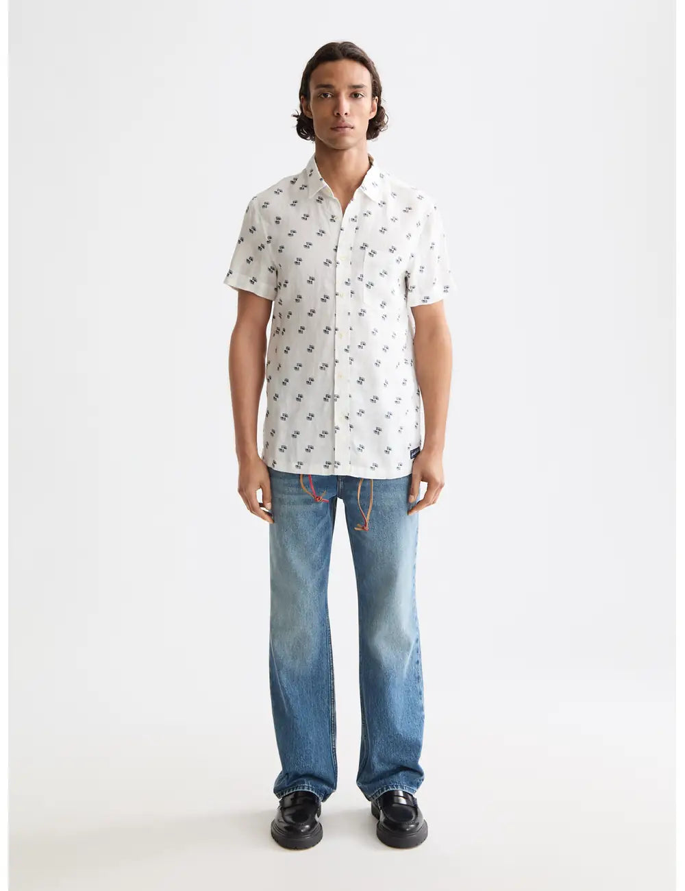 Printed Shirt White full model shot showing overall fit by Scotch & Soda
