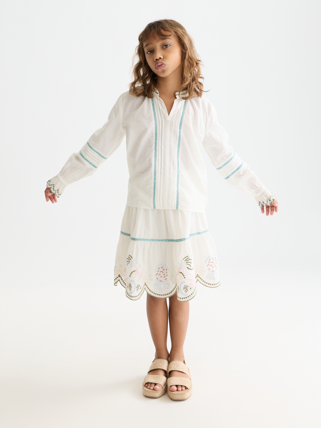 Girls Embroidered long-sleeve cotton shirt