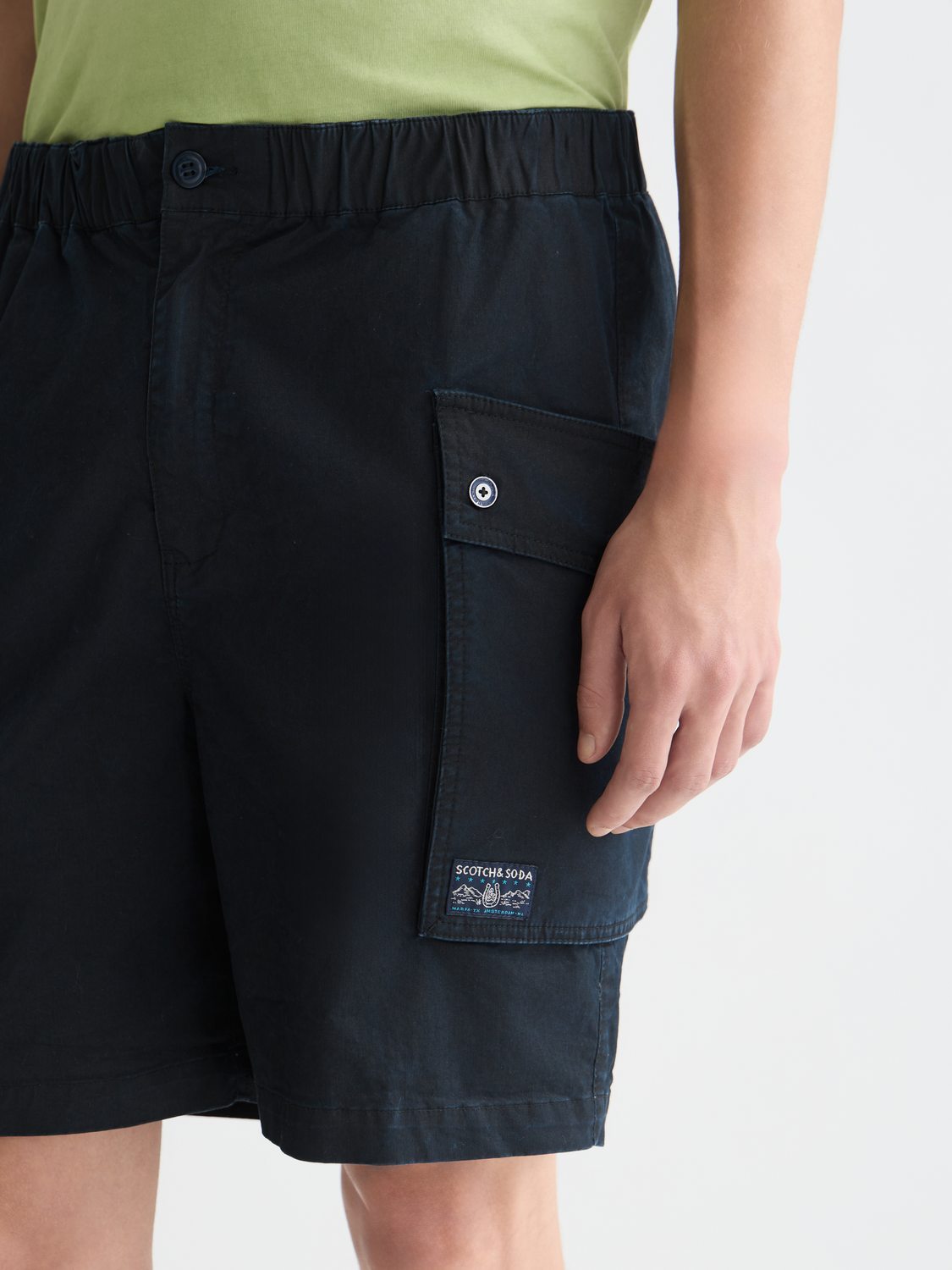 Washed cargo bermuda shorts