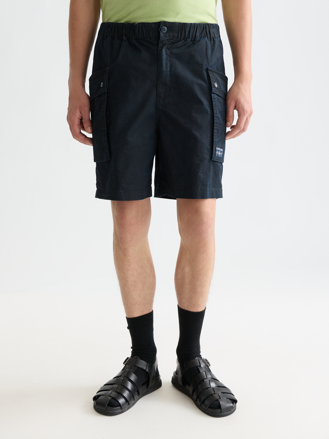 Washed cargo bermuda shorts