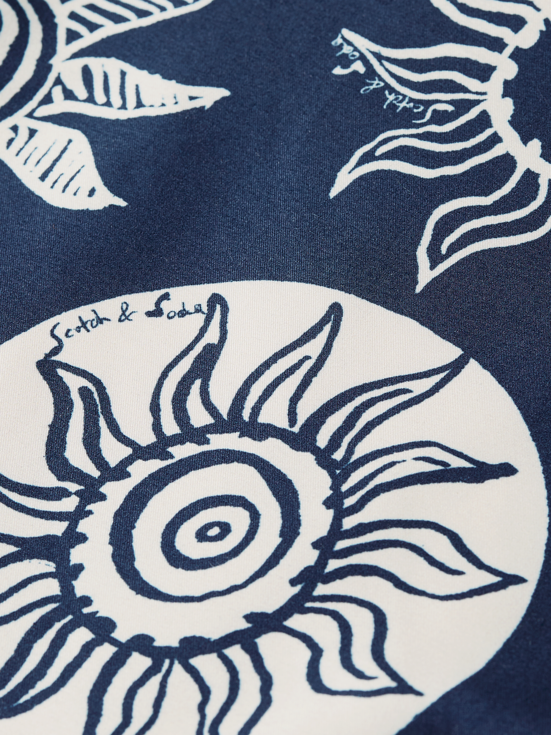 Printed swim shorts