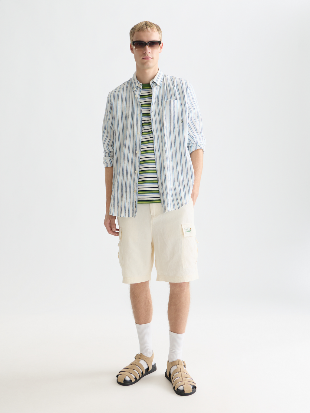 Striped crinkle structure shirt