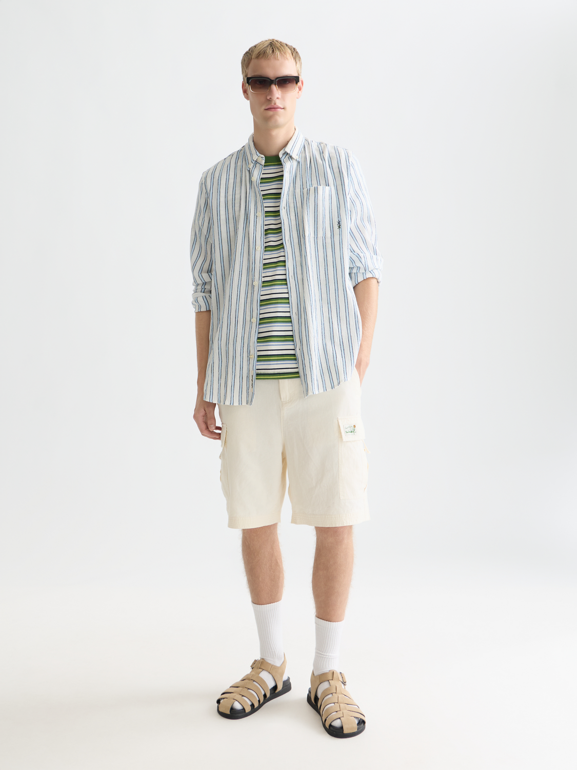 Striped crinkle structure shirt