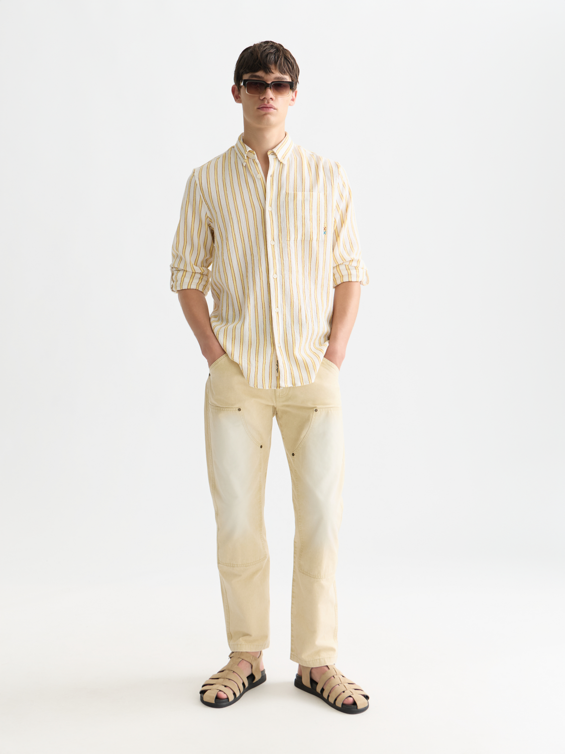 Striped crinkle structure shirt