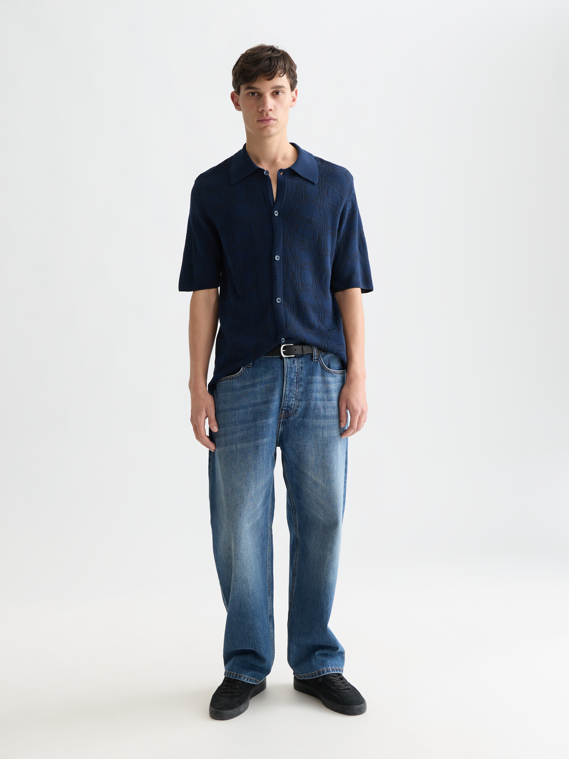 Knitted short sleeve shirt
