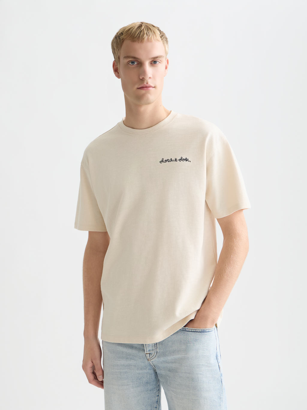 Pocket artwork relaxed T-shirt