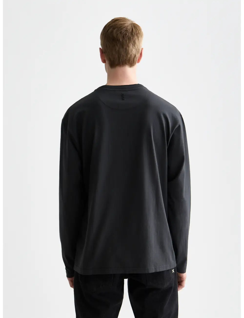 3 Crosses Relaxed-fit Garment-dyed Long Sleeve T-shirt back view showing fit and finish by Scotch & Soda