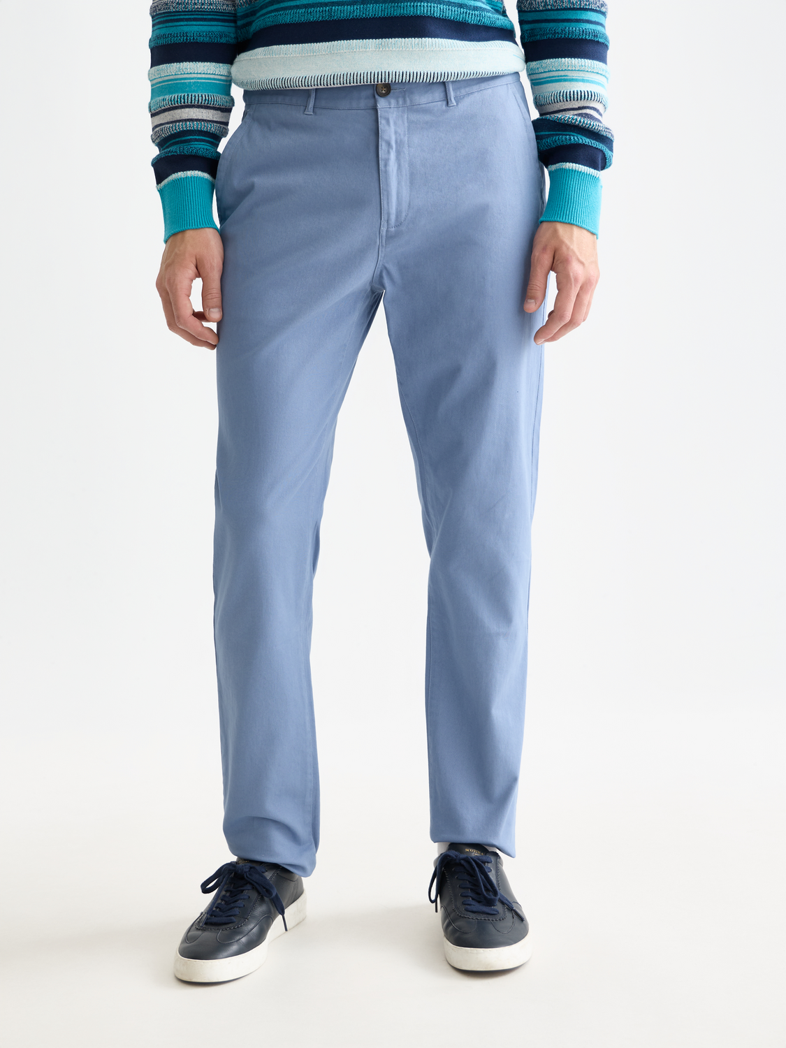 Seasonal Essentials Stuart chino
