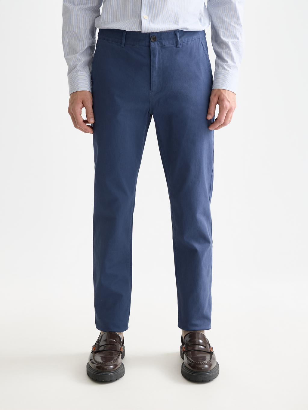 Seasonal Essentials Stuart chino