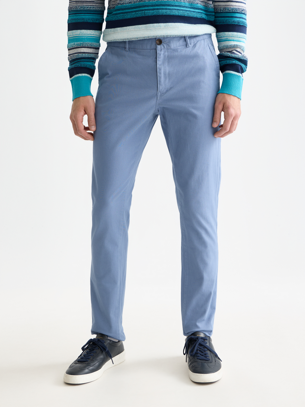 Seasonal Essentials Mott chino