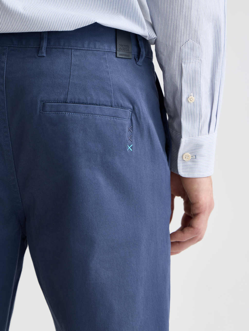 Seasonal Essentials Drift chino